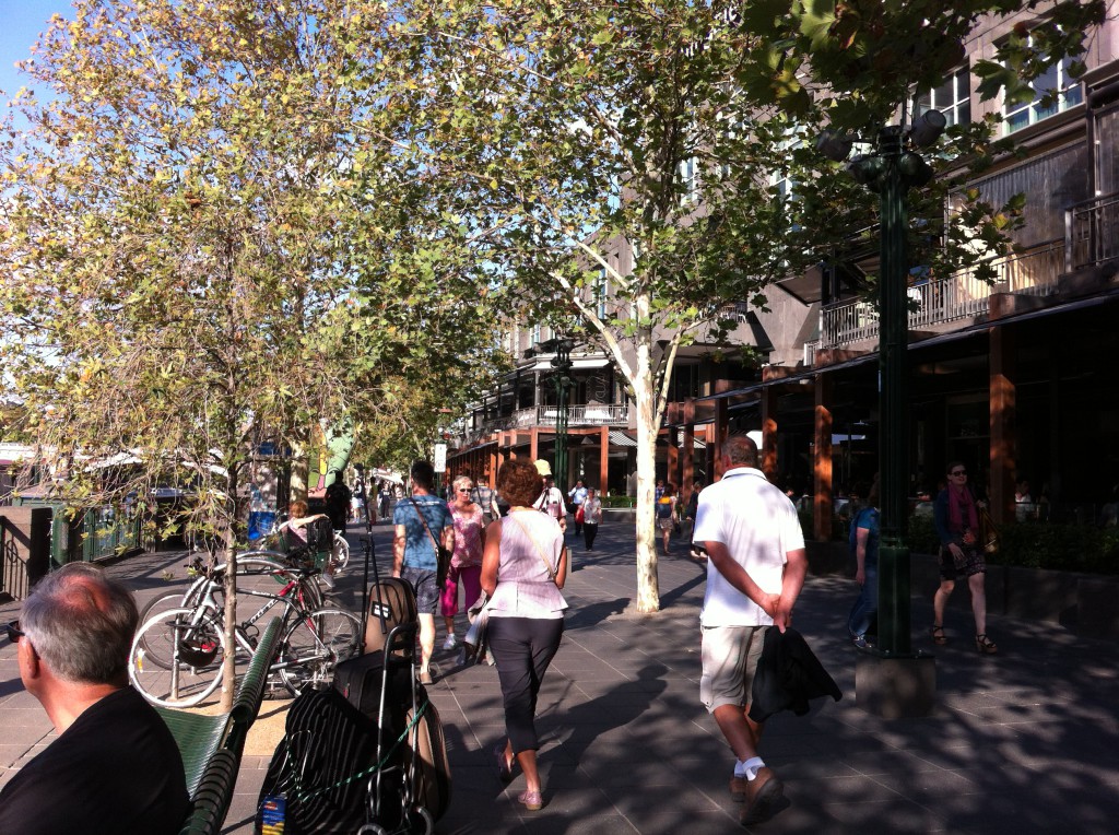 Street life on the Southbank, Melbourne Street life on the Southbank, Melbourne