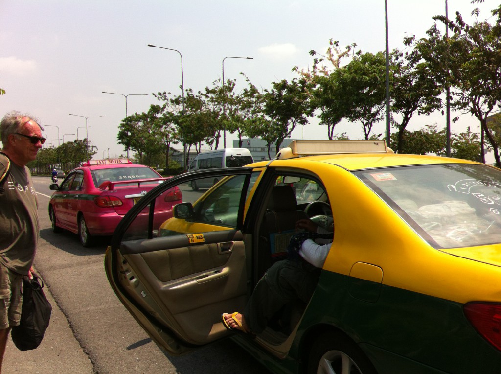 Taking a taxi from Bangkok to Ko Samet, Thailand Taking a taxi from Bangkok to Ko Samet, Thailand