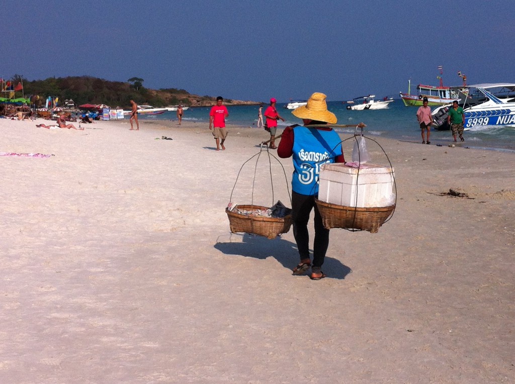 Hat Sai Kaeo, Ko Samet village beach Hat Sai Kaeo, Ko Samet village beach
