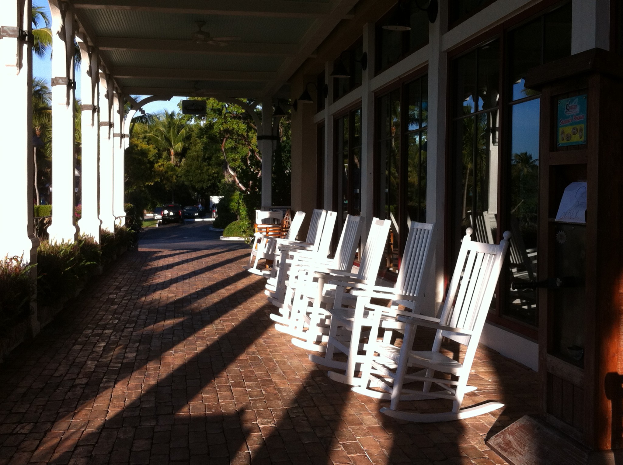 Rocking chairs: the relaxed Lower Key style Rocking chairs: the relaxed Lower Key style