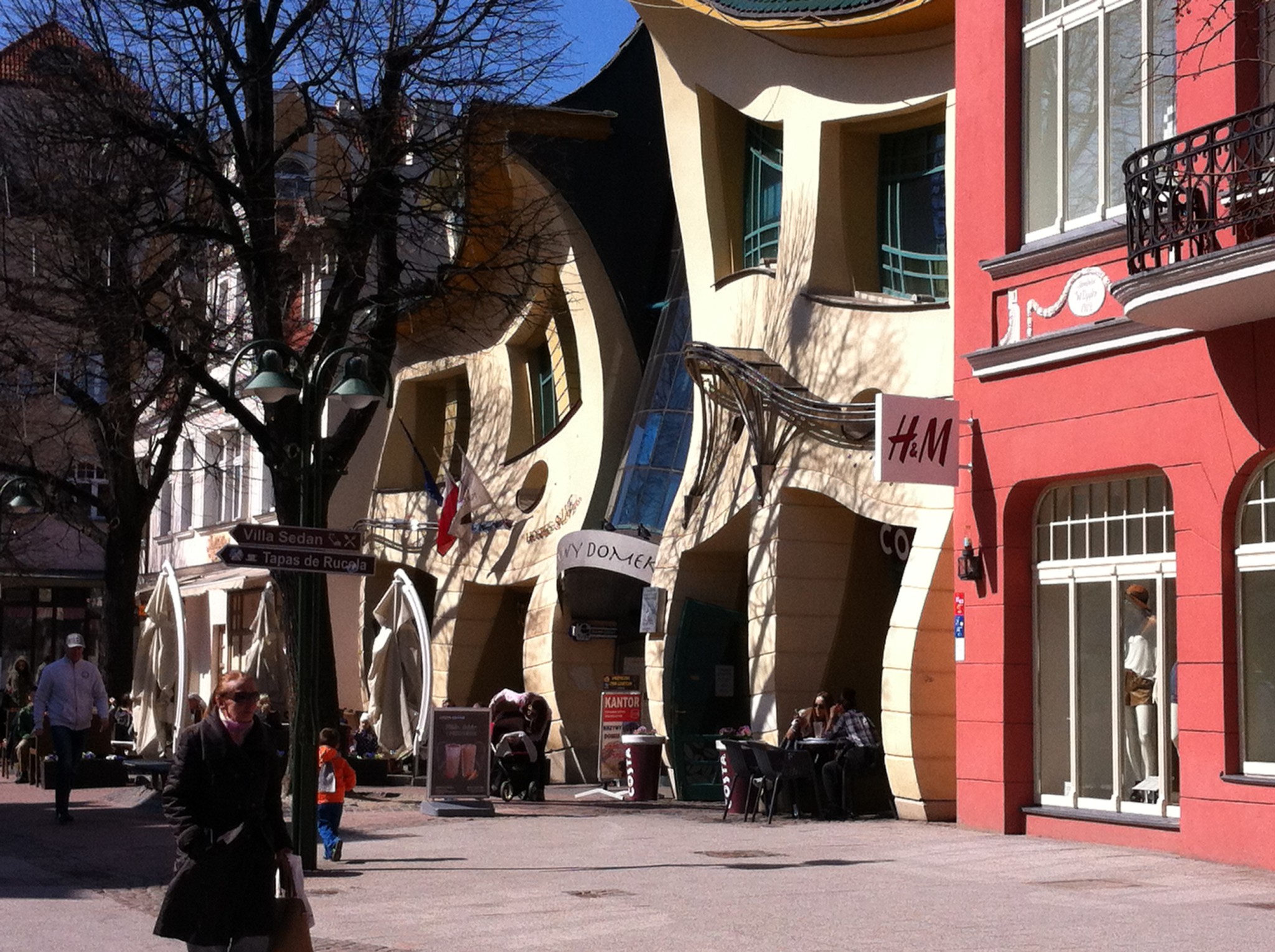 The Crooked House, Bike Trip from Gdansk to Sopot, The Crooked House, Sopot