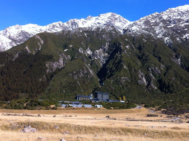 Mount Cook National Park hotels Aoraki