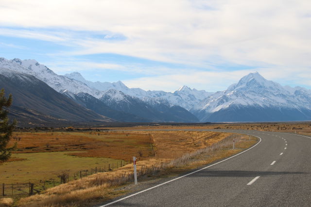 Road to Aoraki Mount Cook National Park Road to Aoraki Mount Cook National Park