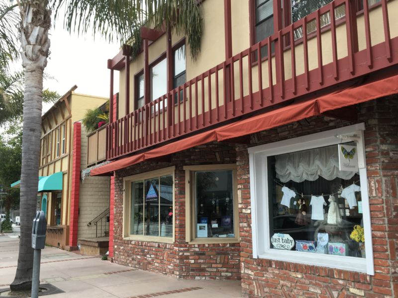 Capitola shopping street Capitola shopping street