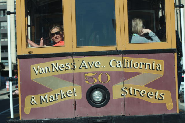 San Francisco sightseeing: a cable car