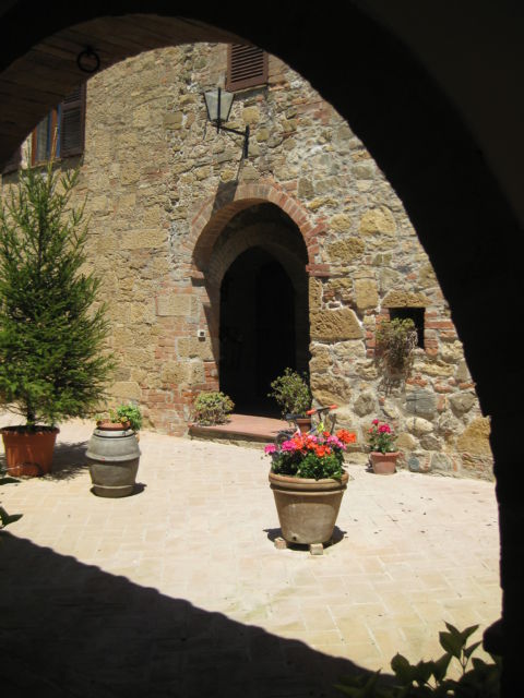 Agriturismo Casalpiano inner court Agriturismo Casalpiano inner court