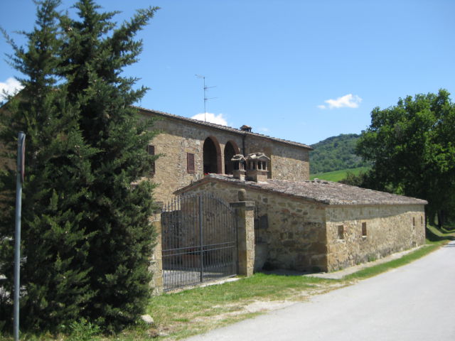 Agriturismo Casalpiano from the road Agriturismo holiday in Tuscany Casalpiano