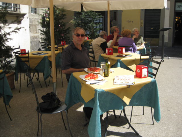 Tuscany scenic drive lunch in Lucca