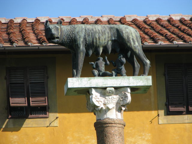 Tuscany scenic drive Pisa statue Tuscany scenic drive Pisa statue