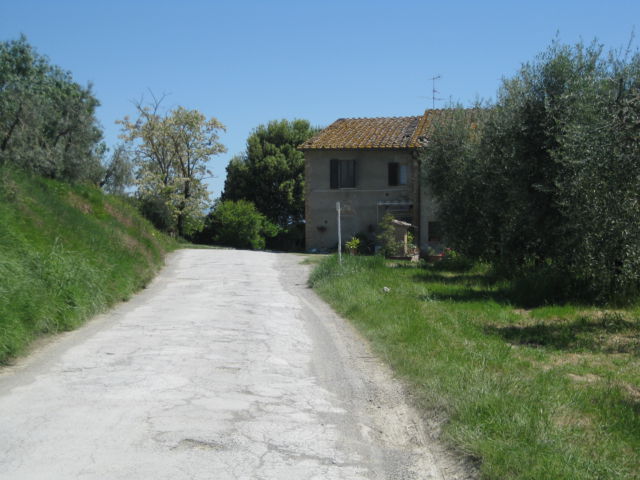 Tuscany Scenic Drive San Gimignano country walk