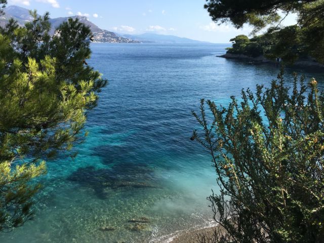 Cap-Ferrat, France: Paloma beach Cap-Ferrat-Saint-Jean; Paloma beach from the path