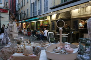 Nice Old Town shop