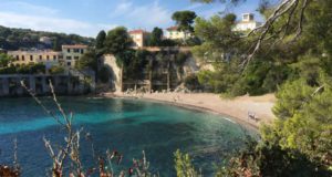 Walking around Cap-Ferrat Plage des Fossettes