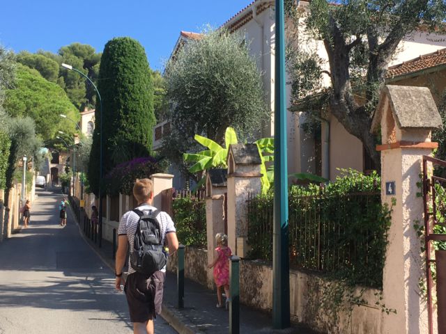 Cap-Ferrat street view Walking around Cap-Ferrat street view