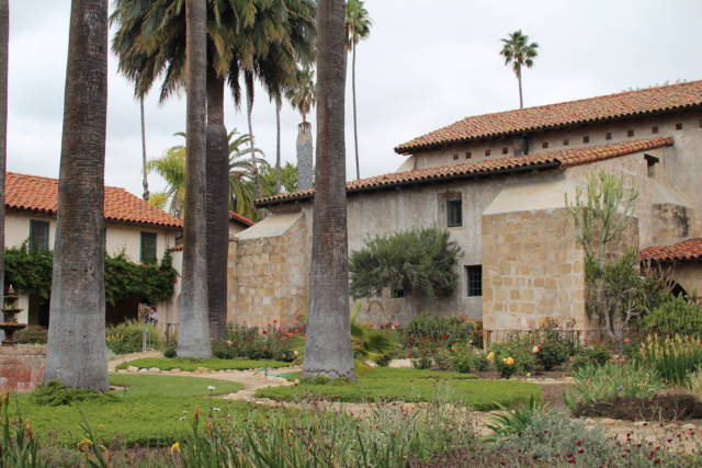 Santa Barbara Mission inner court Santa Barbara Mission inner court