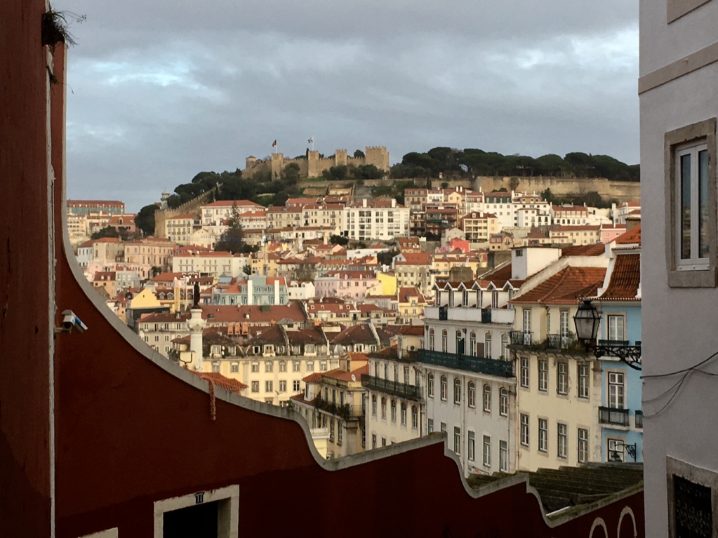 Touring Lisbon on tram 28, Lisbon Baixa and Castelo de S. Jorge