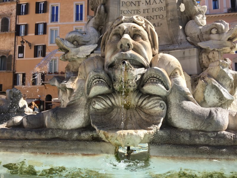Piazza della Rotonda fountain Piazza della Rotonda fountain