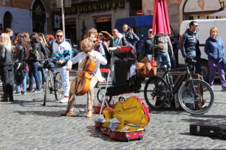 Piazza della Rotonda street musicians A Rome weekend, Piazza della Rotonda musicians