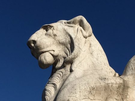 Victor Emmanuel Monument statue