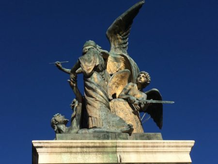 Victor Emmanuel Monument statue