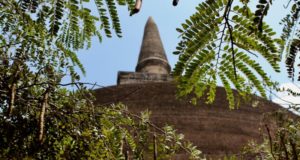 Dreaming about travel: Polonnaruwa stupa, Sri Lanka