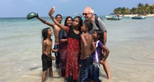 Selfie with locals, Passekudah Bay, Sri Lanka