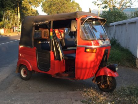 Anuradhapura tuk tuk