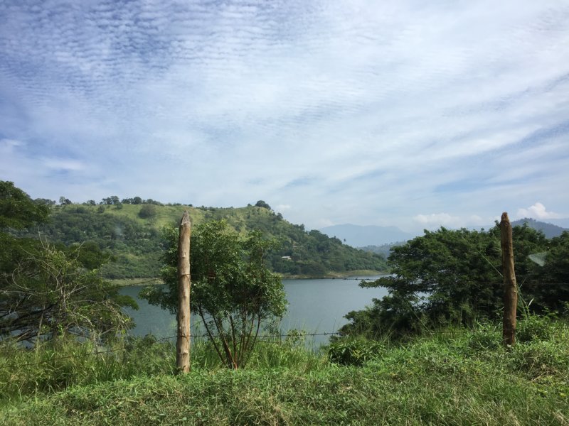 River view from Kandy to Nuwara Eliya road Hills and rivers, Kandy to Nuwara Eliya