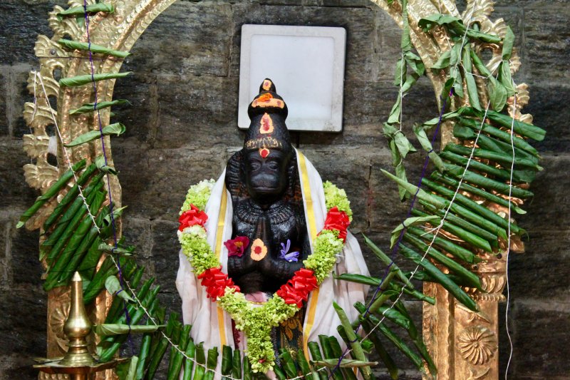 Nuwara Eliya sita temple statue Nuwara Eliya sita temple statue