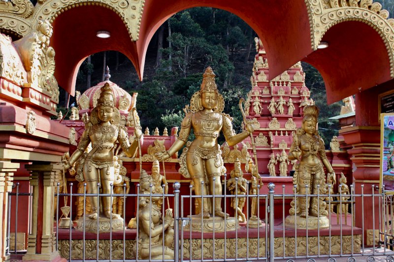 Seetha Amman Temple Hindu statues Nuwara Eliya sita temple statues