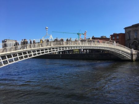 Self-guided Dublin walking tour, Ha'penny Bridge over Liffey