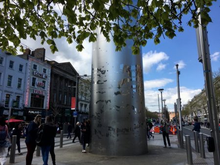 O'Connell Street and monument