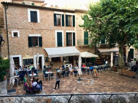 Dining at Fornalutx, Mallorca