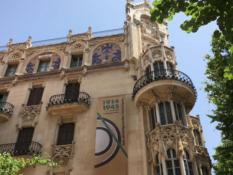 Fundacio La Caixa, Palma de Mallorca Fundacio La Caixa, Avinguda Jaime III