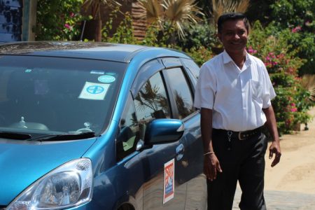 Our driver Mac and Connaissance de Ceylan car Our driver Mac and Connaissance de Ceylan car