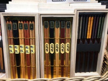 Japanese chopsticks, Nakamise-dori