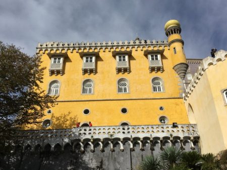 Palaces of Sintra by bus: the Palace of Pena