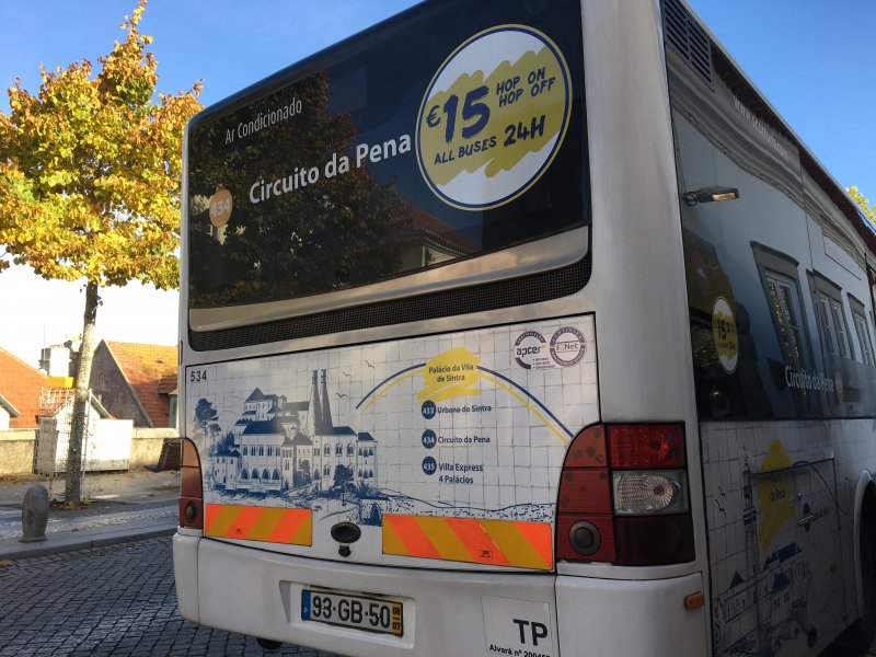 Exploring the palaces of Sintra by bus Exploring the palaces of Sintra by bus
