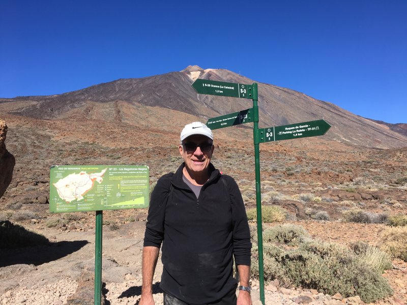 Hiking in Mount Teide National Park Hiking in Mount Teide National Park