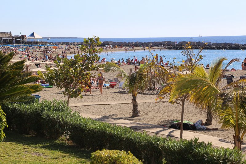 Los Cristianos Beach, Tenerife Los Cristianos Beach, Tenerife