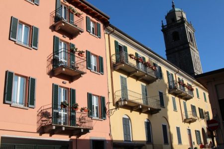 Bellaggio pastel houses, Lake Como