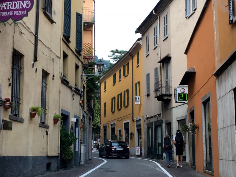 Driving through Lake Como villages