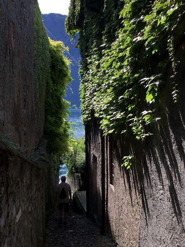 Lake Como Greenway walk