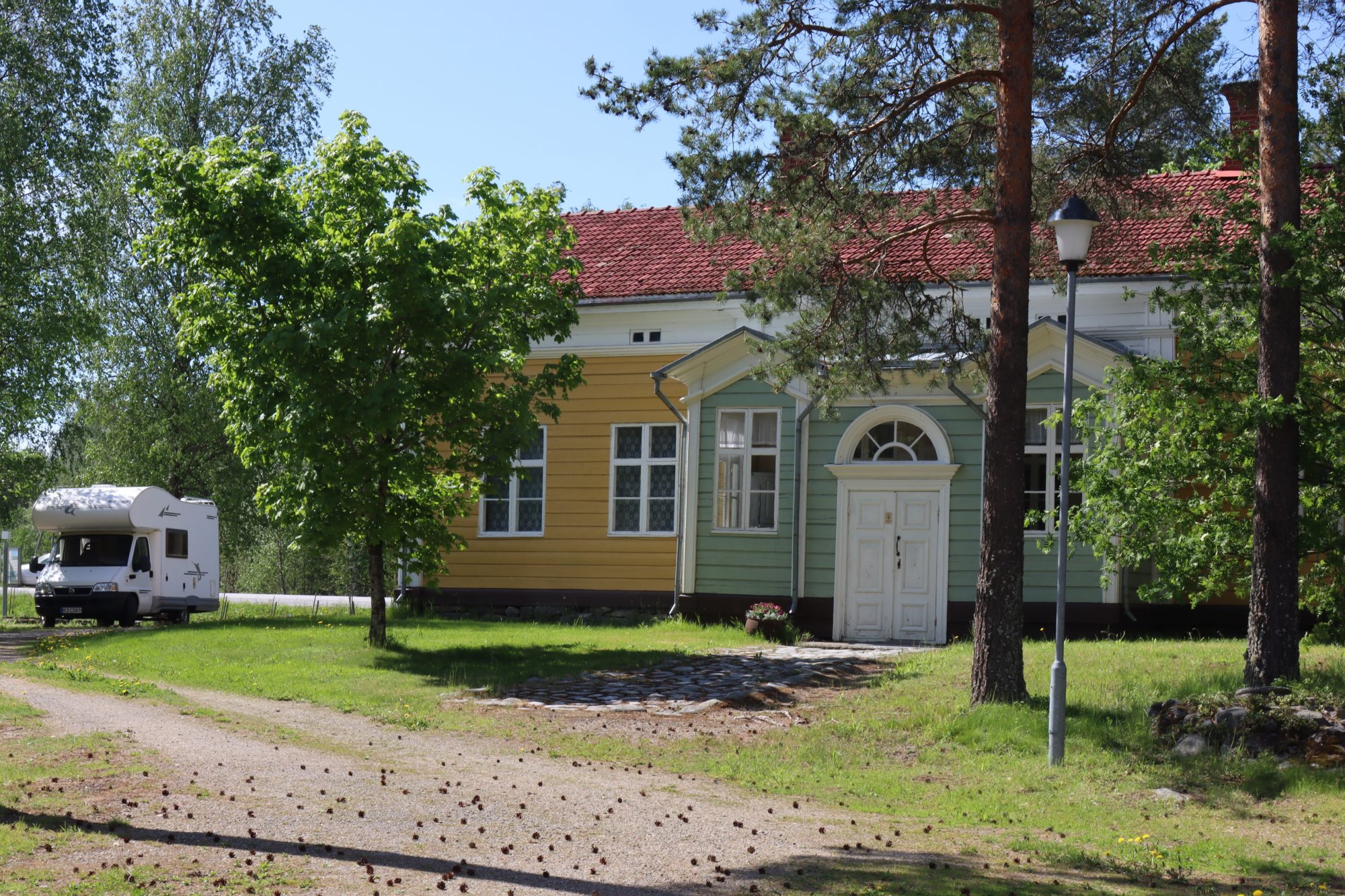 Ahlholma manor, Pörtom local history museum Ostrobothnia road trip in a motorhome: Pörtom local history museum