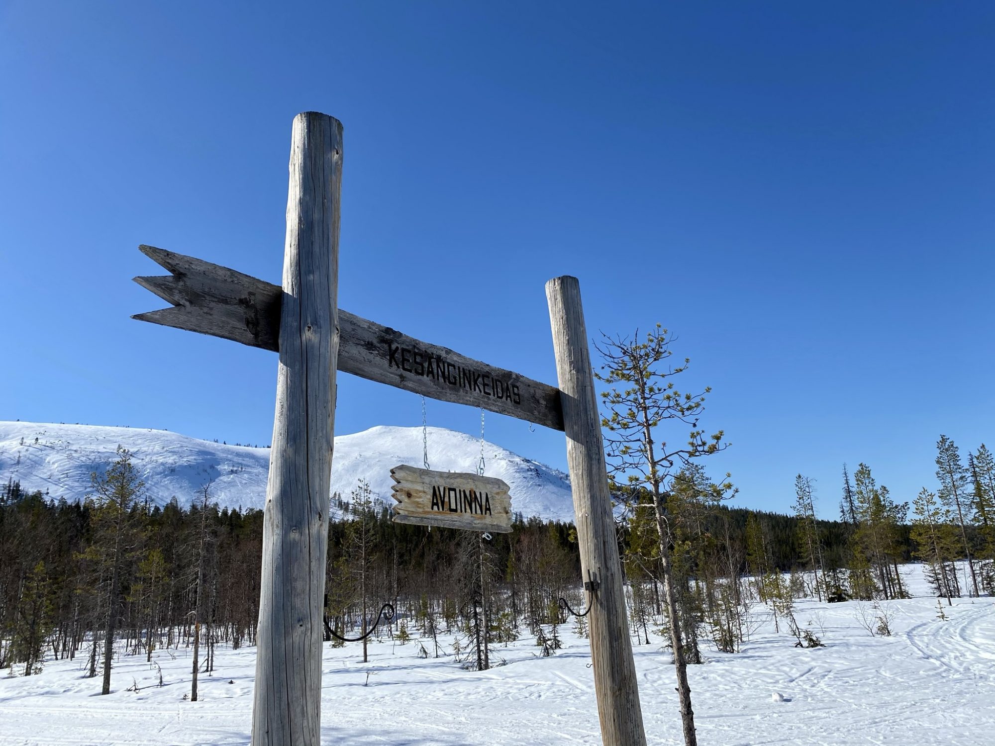 Arctic Lapland spring: Kesängin Keidas, Äkäslompolo