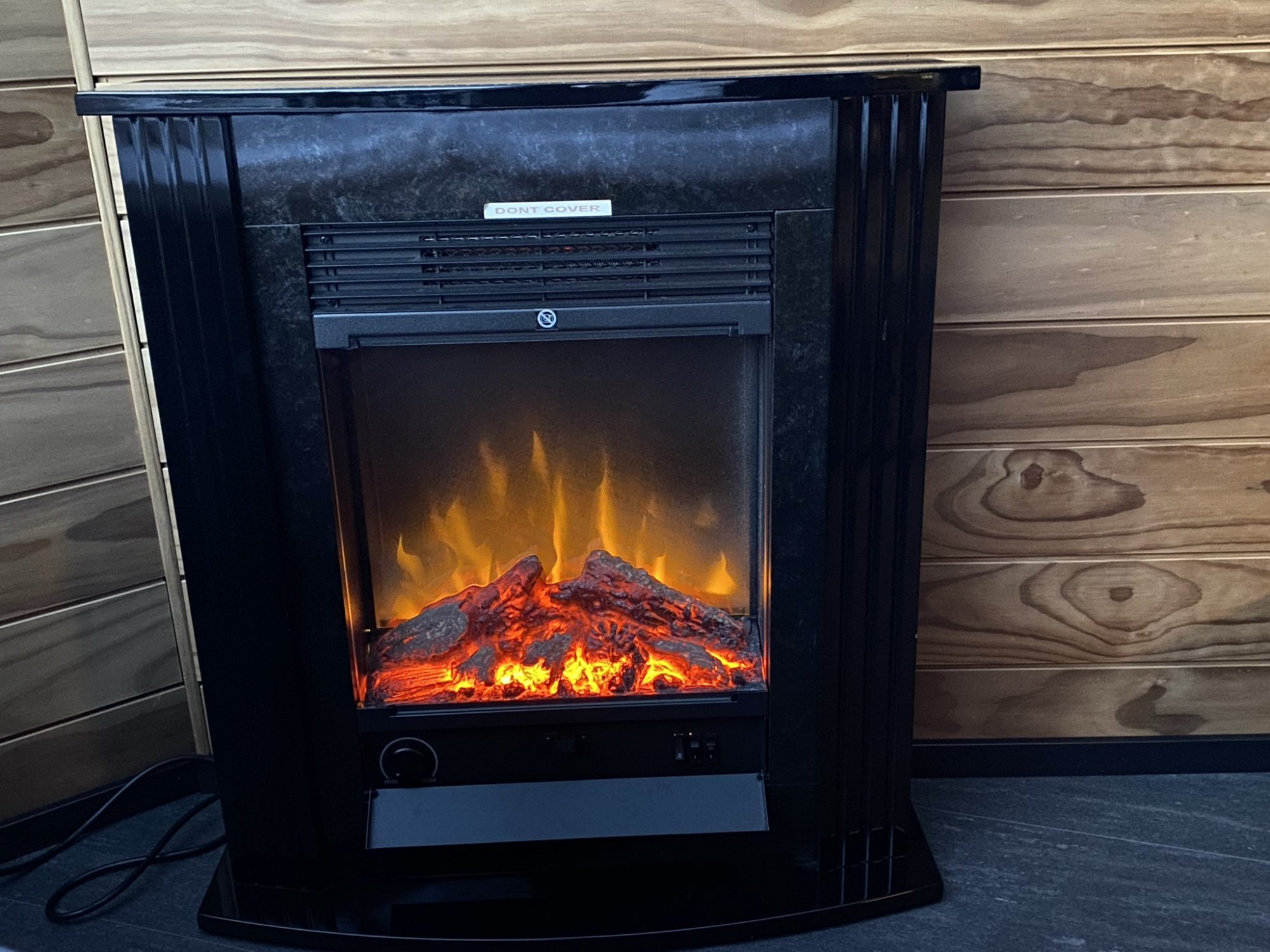 Northern Lights Village Levi fireplace