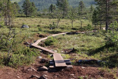 Norway by motorhome: The Blue Lake hike