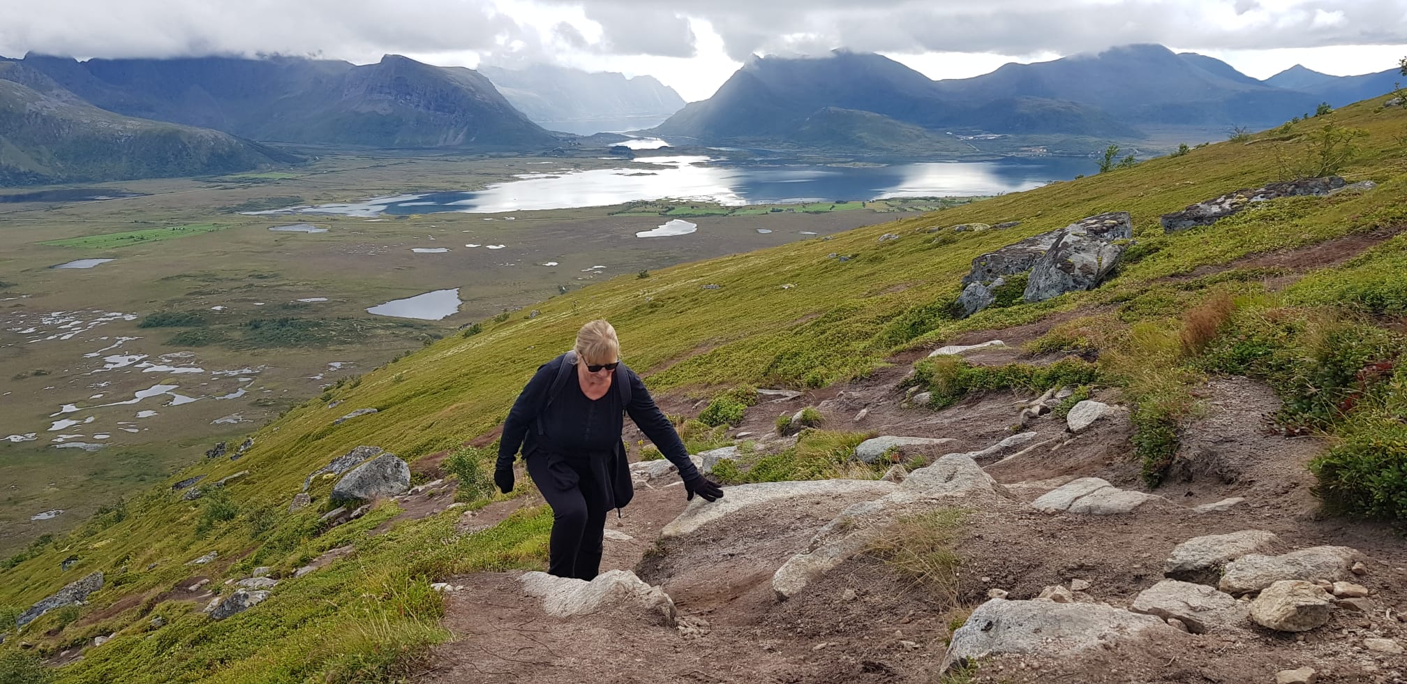 Climbing Hoven, Lofoten