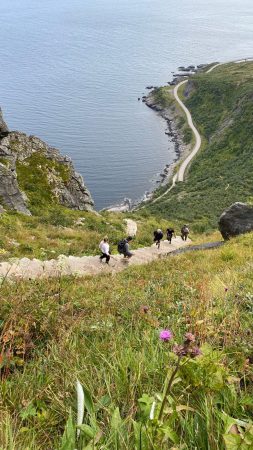 Hikers in Reinebringen Sherpa steps