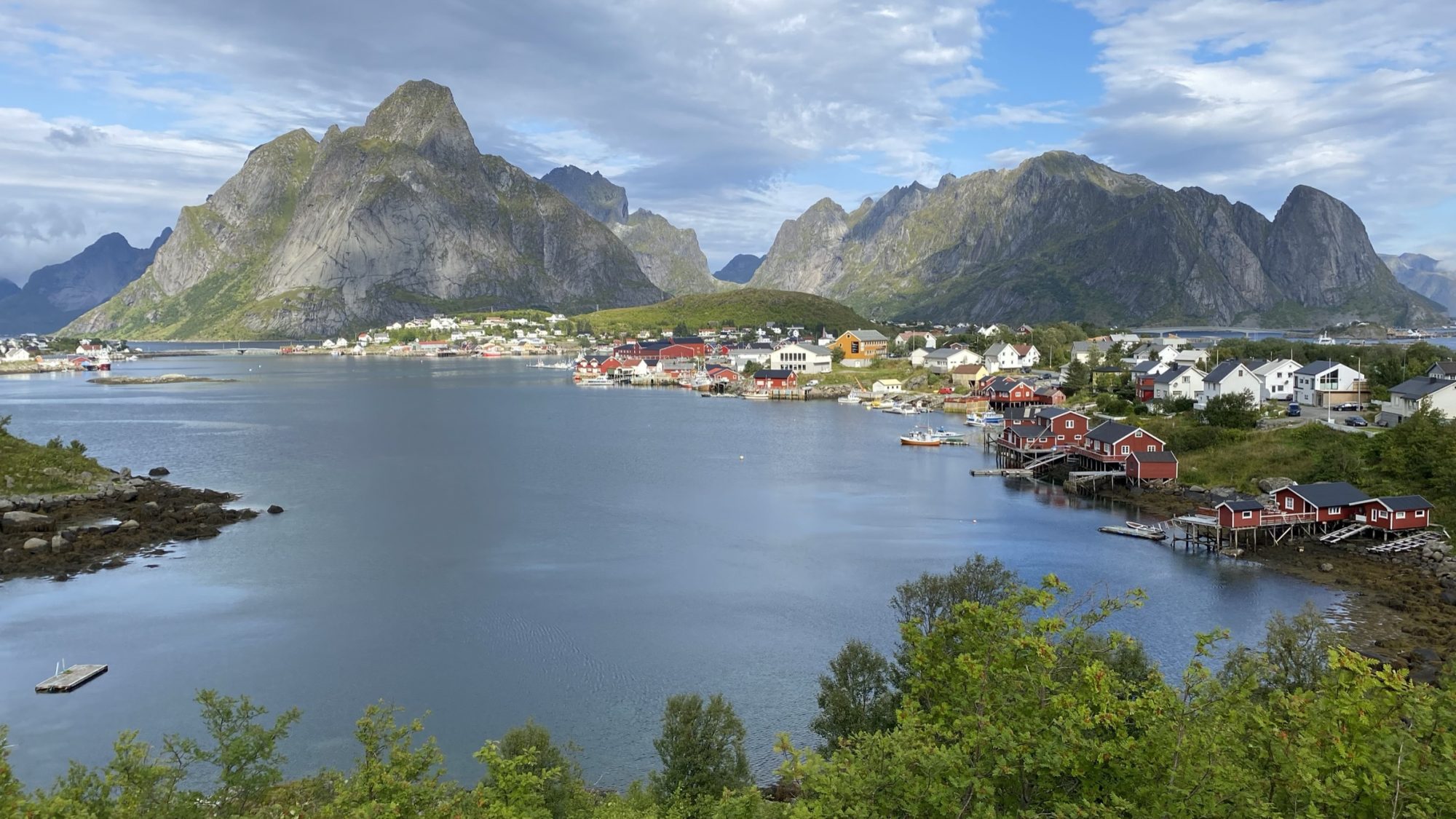 Hiking in Lofoten: view of Reine